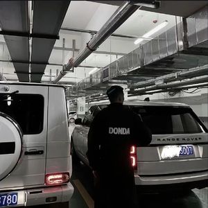 亚洲成人中文字幕
